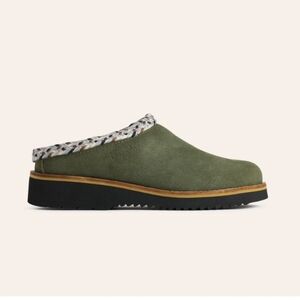 Simple Original Clog Unisex In Olive Green Mens 7 Women's 9